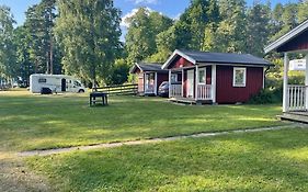 Klämmingsbergsbadets - STUGA ABBORREN
